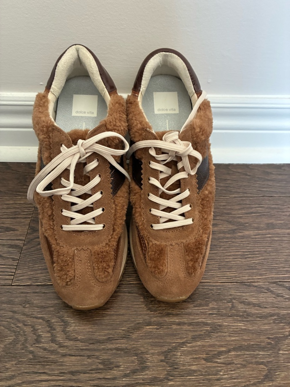 Dolce Vita Plush Jogger - Picture 7 of 12
